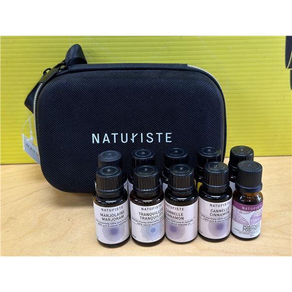 LOT DE 10 NATURISTE HUILES ESSENTIELLES AVEC CASE-ASSORTIS 15ML