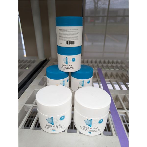 LOT DE 7 DERMA-E ASSORTIS PRODUITS
