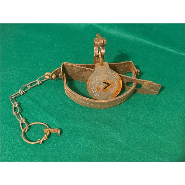 Oneida Jump No. 1 steel leghold trap - Antique