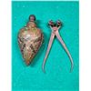 Image 4 : Middle Eastern Powder Flask & Bullet Mold
