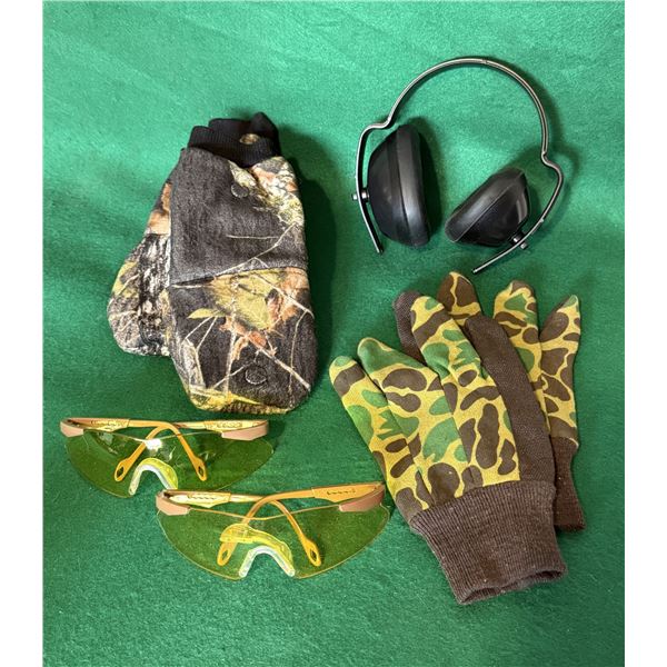 Hunting & Shooting Accessories Lot