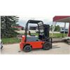 Image 2 : Toyota Gas Counterbalance Forklift with Overhead Guard( and Forks. Runs and Works.