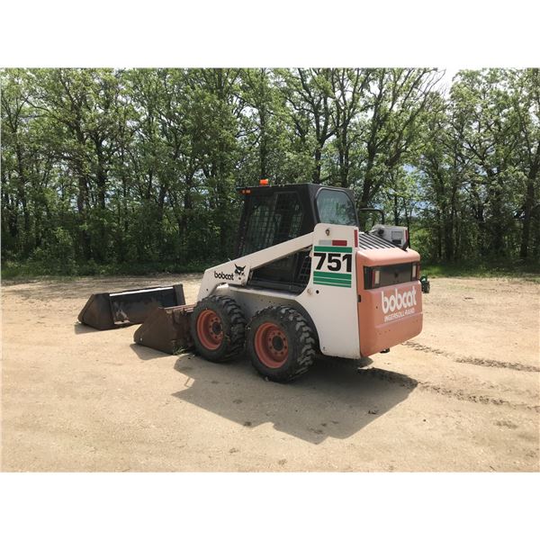 2000 Bobcat 751 F-Series Skid Steer, Enclosed Cab w/ Heat, Diesel, 2 Buckets, Showing 3,715 Hrs