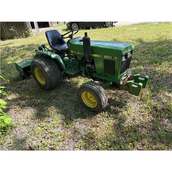 Vintage John Deere 650 Tractor - Working Condition, 1440 Hours