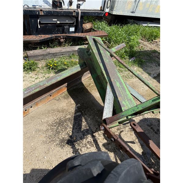 3-Point Hitch Blade, 8', Manual Adjustable Angle