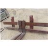 Image 2 : Heavy Duty Pallet Forks, Adjustible, Manual