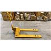 Image 1 : YELLOW 2500 KG CAPACITY PALLET JACK