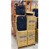 Image 1 : 1 PALLET OF APPROX 16 BLACK 3PC LUGGAGE SETS