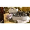 Image 4 : PALLET OF BLIND SPOT MIRRORS, SCISSORS, PAPER CLIPS & READING GLASSES