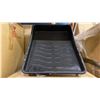 Image 5 : PALLET OF 3" RUBBER CASTERS, PLASTIC PAINT TRAYS & METAL GARDEN ORNAMENTS