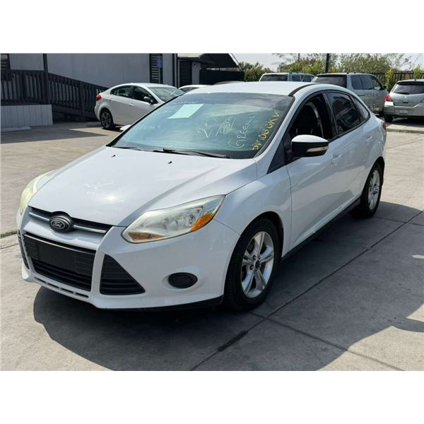 FORD  FOCUS 2013 O/S-T DON - SMOG
