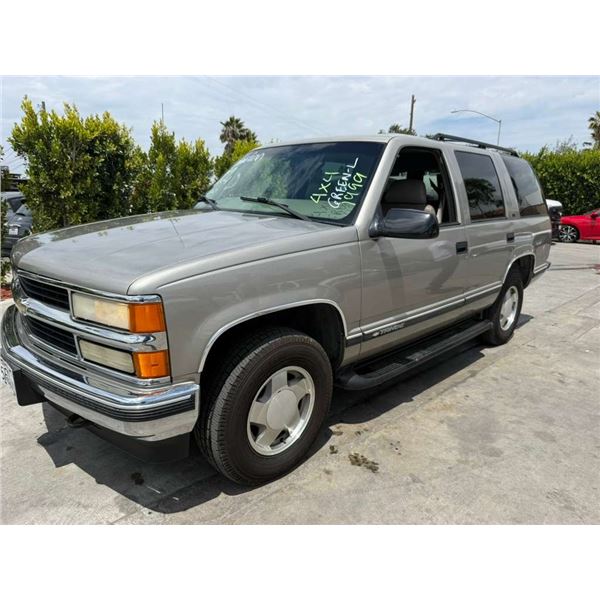 CHEV TAHOE 1999 T-DONATION