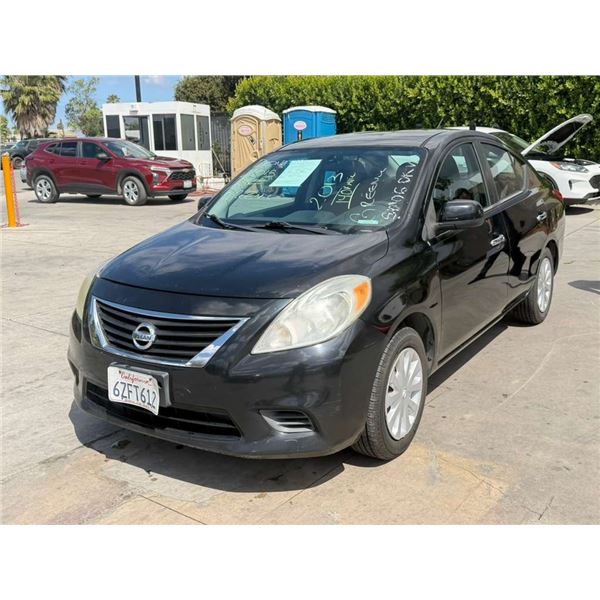 NISS VERSA 2013 T-DON - SMOG