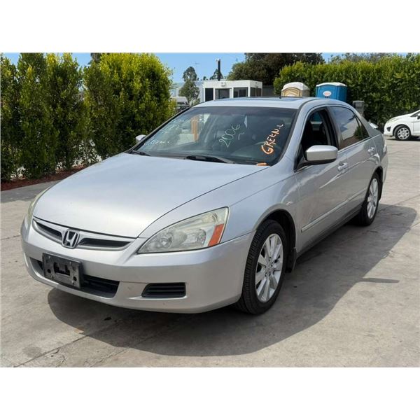 HOND ACCORD 2006 O/S T-DONATION