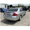 Image 3 : HOND ACCORD 2006 O/S T-DONATION