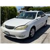 Image 1 : TOYT CAMRY 2005 SALV T/DONATION