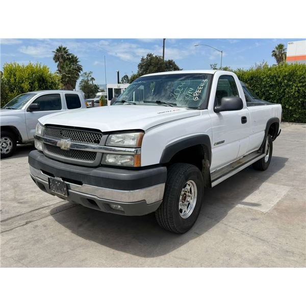 CHEV SILVERADO 2004 O/S-T-DON-TMU