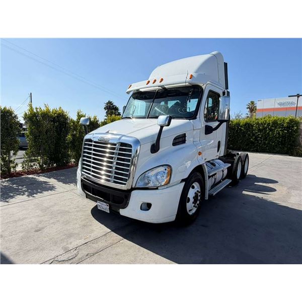 FRHT CASCADIA 113 2012 T-2 DAYS