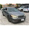 Image 2 : TOYT CAMRY 2004 SALV T/DONATION