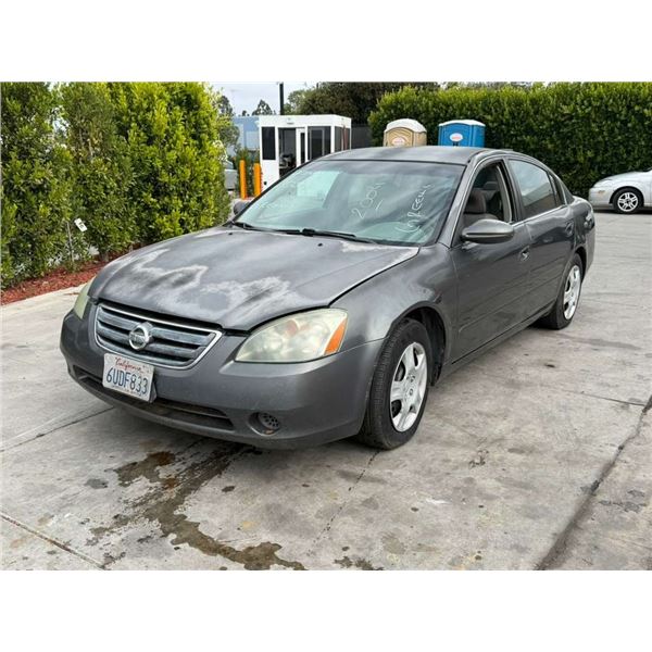 NISS ALTIMA 2004 T-DONATION