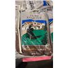 Image 2 : PALLET OF EVERGRO 15-30-10 GRANULAR "TURF STARTER" FERTILIZER 22LB X ~42 BAGS