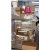 Image 1 : PALLET OF MIXED ITEMS INCL PLANT SAUCERS, LONG-STEM SPOUT PLASTIC WATERING CANS, PLANTERS AND MORE