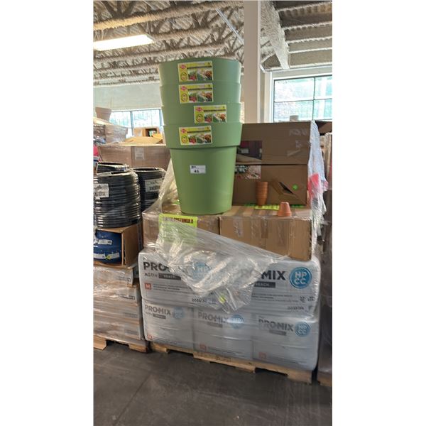 PALLET OF MIXED ITEMS INCL PRO-MIX HP-CC AGTIV REACH PREMIUM PEAT-BASED GROWING MEDIUM WITH CHUNK