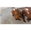 Image 2 : RUSTIC METAL ARMADILLO GARDEN SCULPTURE