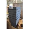 Image 2 : PALLET OF MIXED CLAY AND PLASTIC PLANTERS