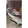 Image 5 : PALLET OF MIXED ITEMS INCL MOSSIFY GADEN UTILITY SHEARS, RAINDRIP PRODUCTS, PRESERVED GREEN MOSS,