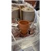 Image 2 : PALLET OF MIXED TERRACOTTA CLAY FLOWERPOTS