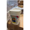 Image 2 : PALLET OF MIXED ITEMS INCL  SUNBLASTER 200W 6400K HIGH-OUTPUT SELF-BALLASTED COMPACT FLUORESCENT