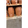 Image 2 : BULK TERRACOTTA POTS INCL RIDGE BOWL 9.1" CLASSIC, ITALIAN-MADE TERRACOTTA CLAY PLANTER