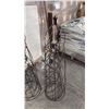 Image 2 : 3 SETS OF RUSTIC WROUGHT IRON GARDEN TOPIARY TRELLIS