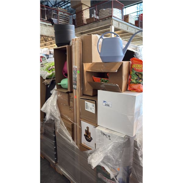 BULK DECORATIVE GARDEN/MISC ITEMS INCL ALPINE TIERED WATER FOUNTAIN FEATURING 3 CANDLES,