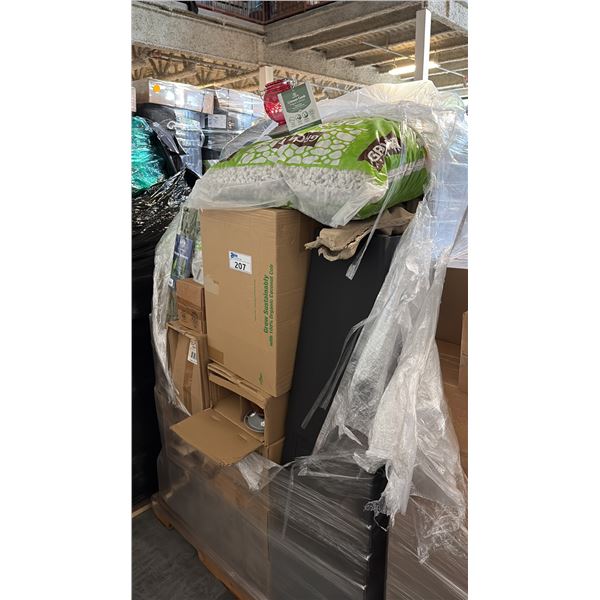 BULK GARDEN SUPPLIES INCL MOSS STAKES,  ECOCYCLE 17-OUNCE GLASS HUMMINGBIRD FEEDER, PLANTER AND MORE