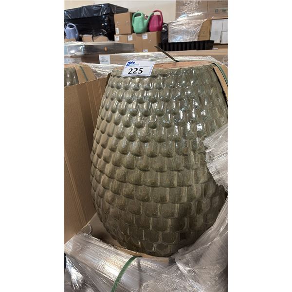 GLAZED GREEN 2-SETS OF OUTDOOR CERAMIC PLANTERS