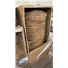 Image 3 : PALLET OF MIXED ITEMS INCL LEMON LARGE PLANTER 19.5X19.5X18CM, 72-CELL PLASTIC PROPAGATION TRAYS