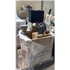 Image 1 : GARDEN SUPPLIES INCL SEED STARTER TRAYS, WATERING CANS W/ SPRINKLER, MOUSE PLANTERS, DEROMA BOWLS