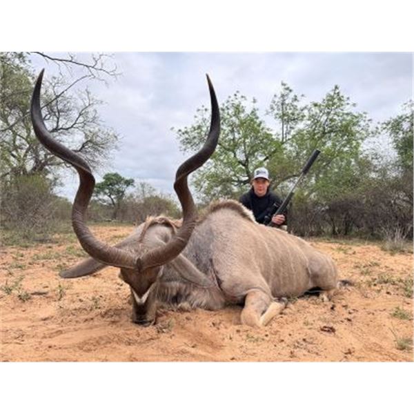 Limpopo, SA 4 Hunters for 7 days with Diekie Muller Safaris