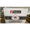 Image 2 : PALLET LOT OF VINEGAR, GARBAGE BAGS AND MORE