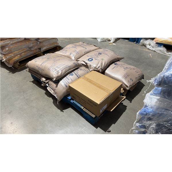 PALLET LOT OF THERMAL PAPER ROLLS