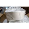 Image 5 : PALLET LOT OF 58 OZ. RECTANGULAR TAKE OUT CONTAINER WITH CLEAR LIDS