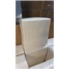 Image 4 : PALLET LOT OF THEO 1 PLY DISPENSER NAPKINS