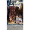 Image 1 : PALLET LOT OF CANNED UNICO CRUSHED TOMATOS AND UNICO CHICKPEAS