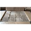Image 5 : PALLET LOT OF HINGED RESTAURANT CONTAINERS