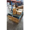 Image 1 : PALLET LOT OF PAPE LIQUOR BAGS