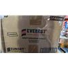 Image 2 : PALLET LOT OF EVEREST PRO SINGLE FOLD TOWELS