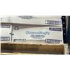 Image 2 : PALLET OF SNOWSOFT DELUXE BATHROOM TISSUE