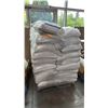 Image 5 : 4 PALLETS OF ASSORTED RESTAURANT PRODUCT